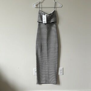 Chic Black and White Strapless Dress